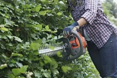 HUSQVARNA 122HD60 BENZİNLİ ÇİT BİÇME MAKİNESİ 60 CM